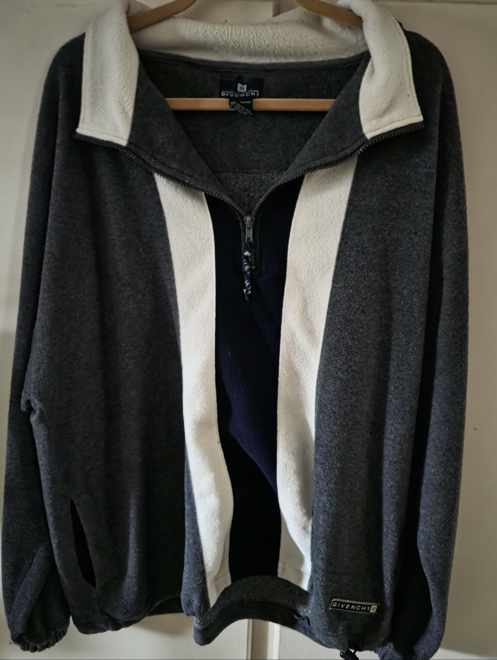 Givenchy Men’s Charcoal, White and Navy Zip-Up Sweater